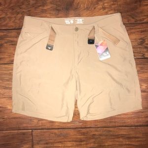 Mountain Hardwear Life Outside Short